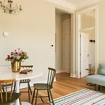 Hotel Almaria Ex Libris Chiado
