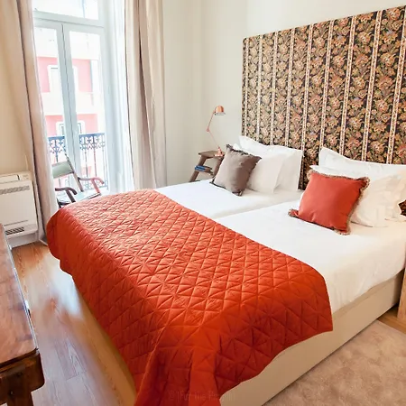 Almaria Ex Libris Chiado Отель 4*